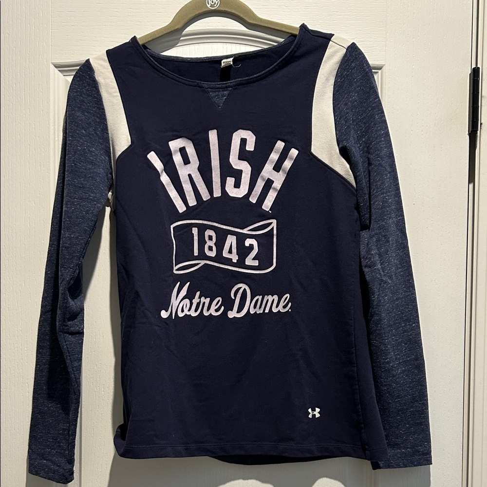 Under Armour women’s Navy and White Long Sleeve Tee